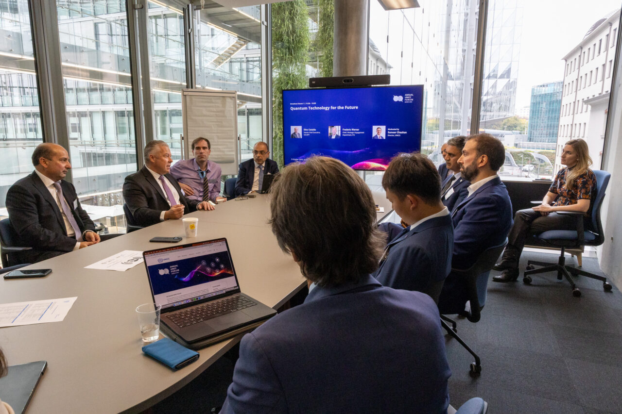 Breakout room of the Forum, panel discussion on Quantum Technology for the Future.