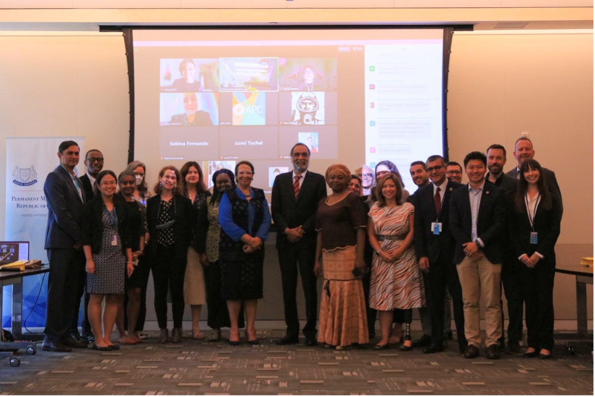 Group photo of participants of UNGA 77. 